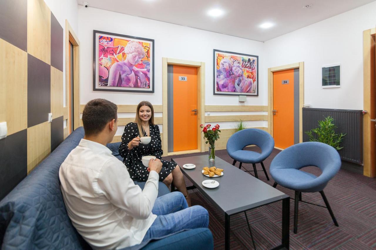 Etude Hotel Lviv Eksteriør billede